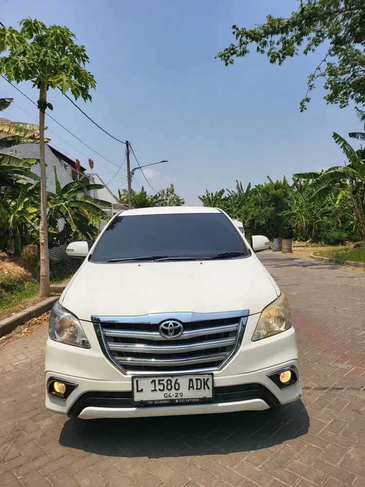 GRAND INNOVA V 2.0 Metic Bensin TH 2014