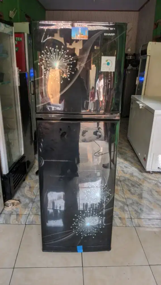 kulkas 2 pintu merk sharp