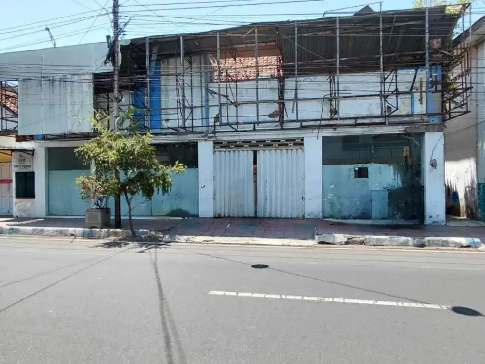 Dijual Ruang Usaha Hitung Tanah di Jl Jend Sudirman Banyuwangi