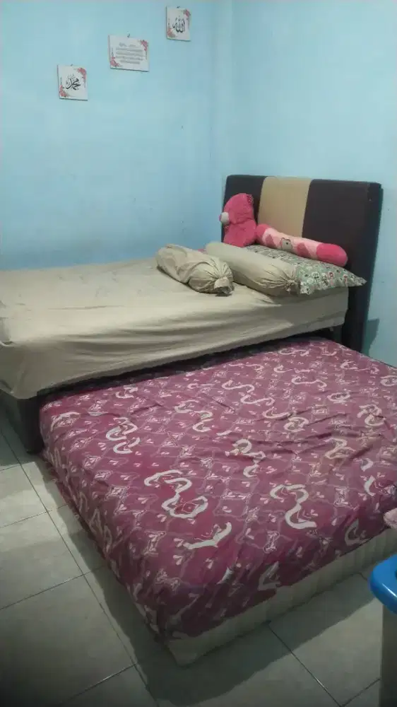Tempat tidur dorong size besar