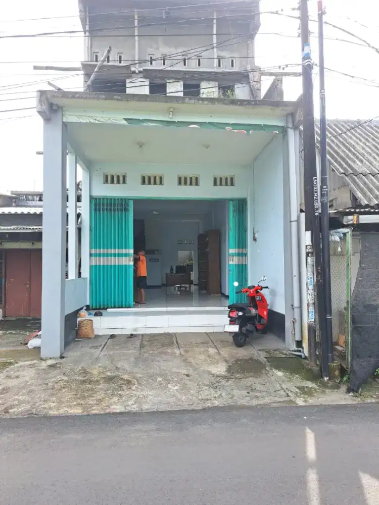 Di jual ruko 2 lantai minimalis - strategis cocok untuk bisnis