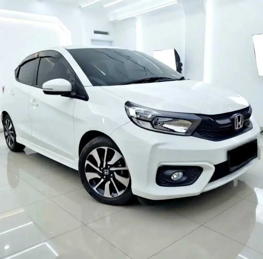 Dp 7jt Brio RS Matic Putih 2022 (2021/2023)