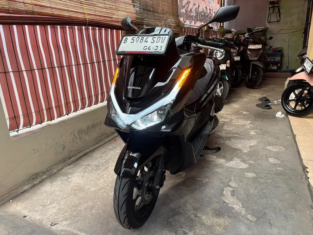 KM 2K HONDA PCX 160 CBS 2026 BLN 4 BS TT 2025 DI CILEDUG HARGA PAS ORI