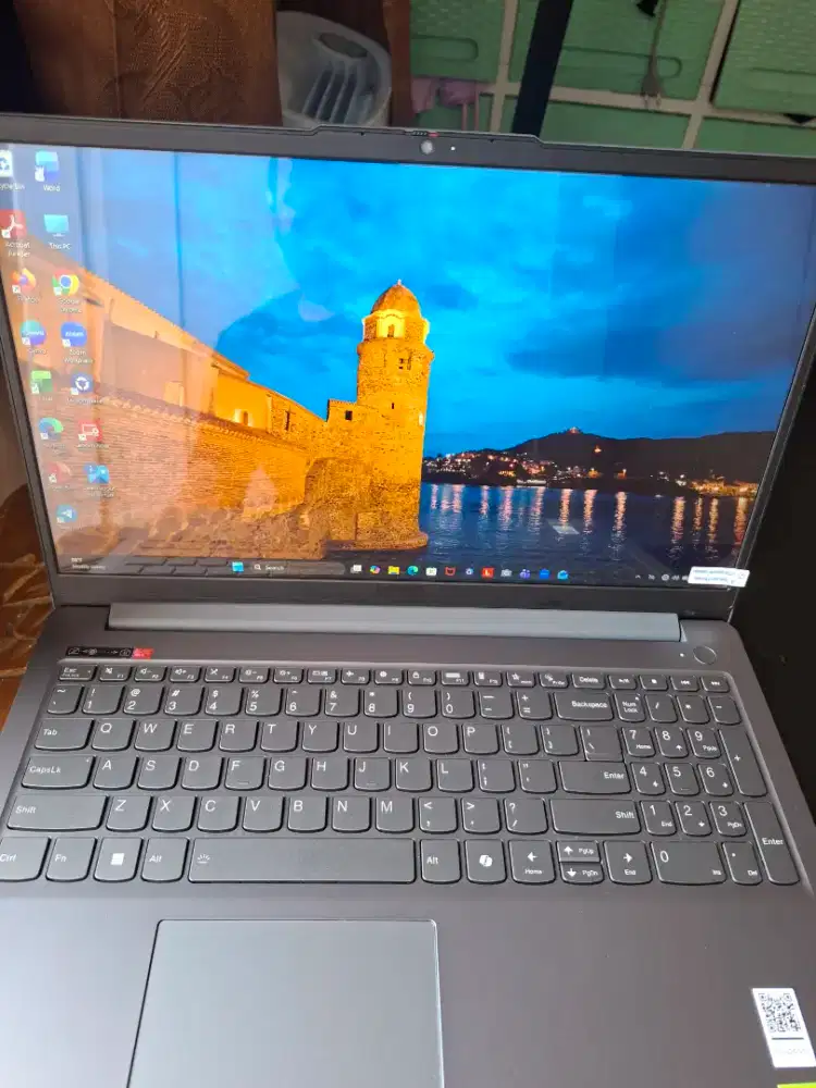 Lenovo LOQ 15ARP10E RAM 16GB / SSD 512GB)