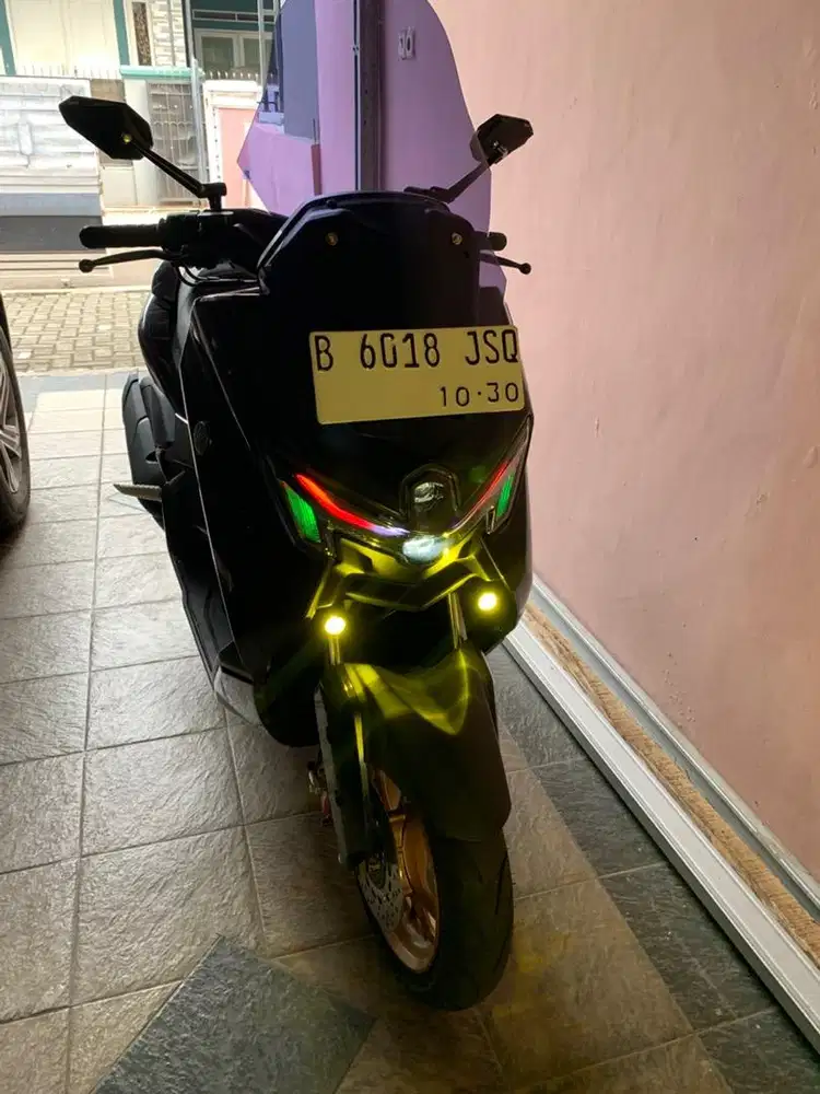 NMAX like new 2025 low KM