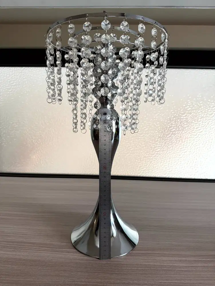 Standing Candle Holder / Vas Bunga Dekorasi Kristal Modern
