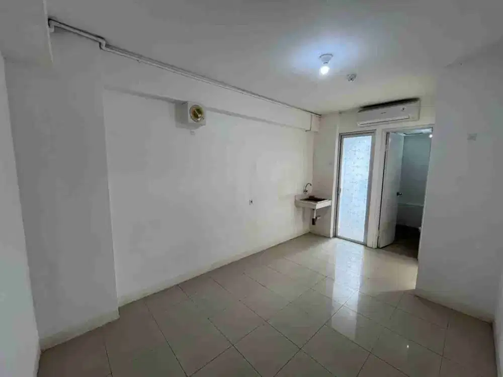 Sewa 2BR Kosongan apartemen Bassura City tower Flamboyan