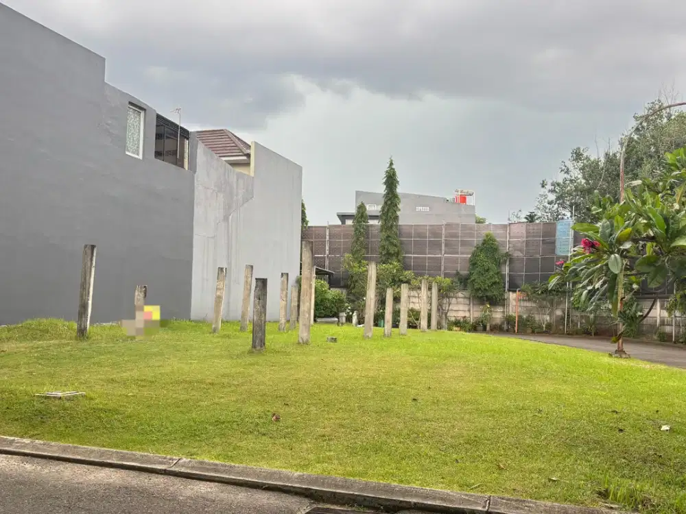 Kavling Hoek dalam Cluster di Kota Wisata