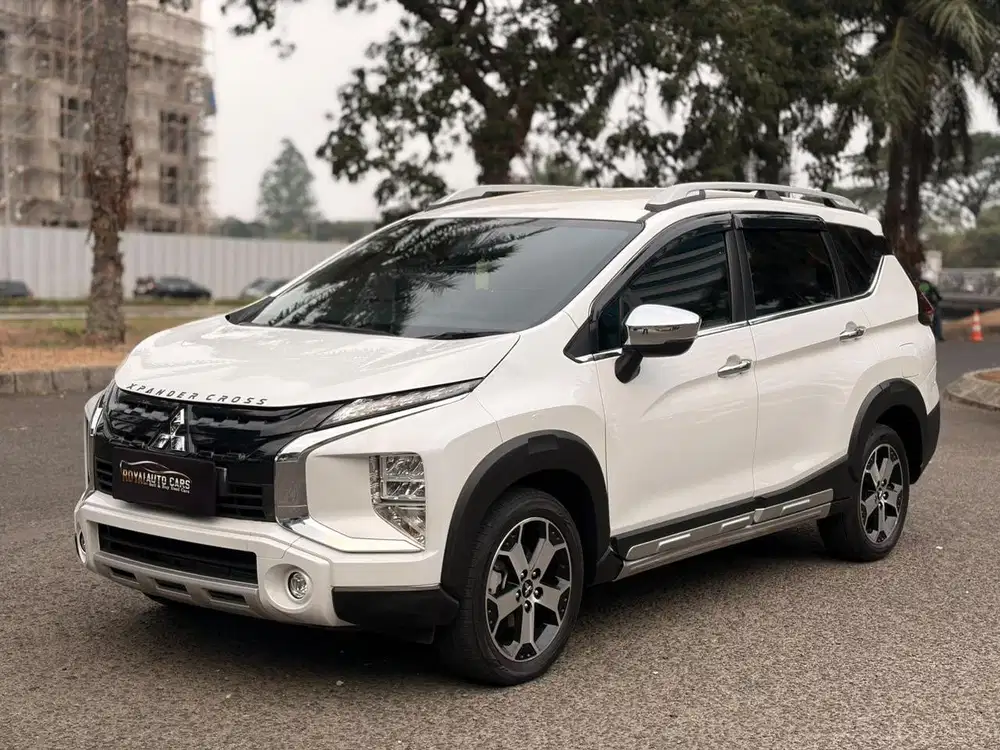 LOWKM SERVICE RECORD! Mitsubishi Xpander Cross Premium Package AT 2021
