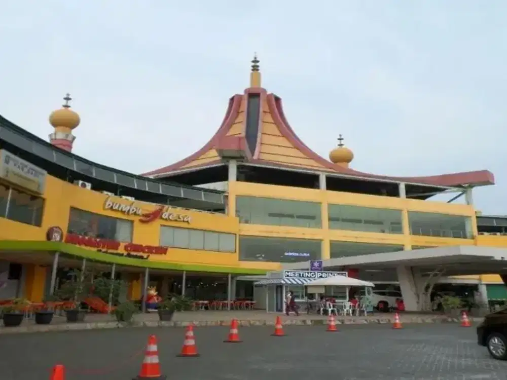 Komersial Space dengan fasilitas lengkap cocok untuk Usaha atau Kantor di Rest Area Cibubur KM 10A