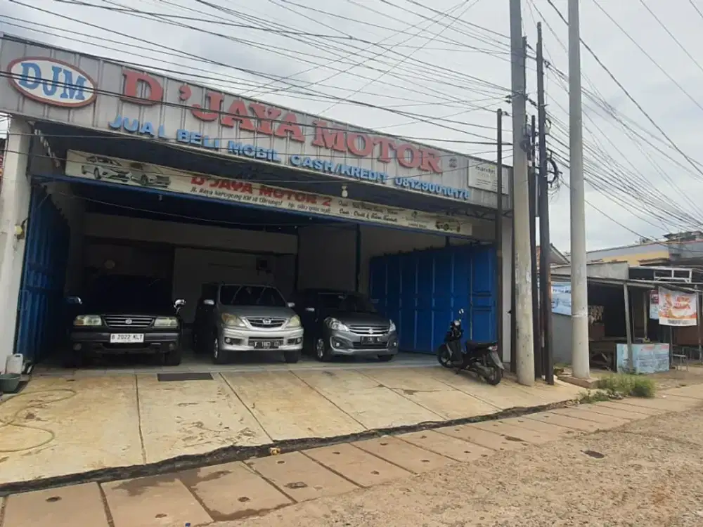 Ex Showroom Mobil Second di Jalan Raya Narogong