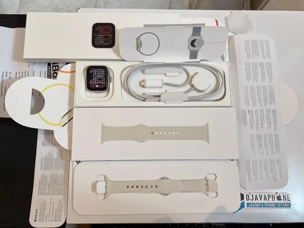 Apple Watch SE 3 40MM Starlight GPS Garansi Resmi iBox 26 April 2027