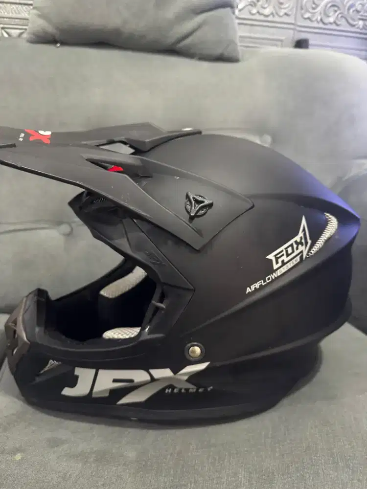 Helm JPX Uk. M dijual cepat