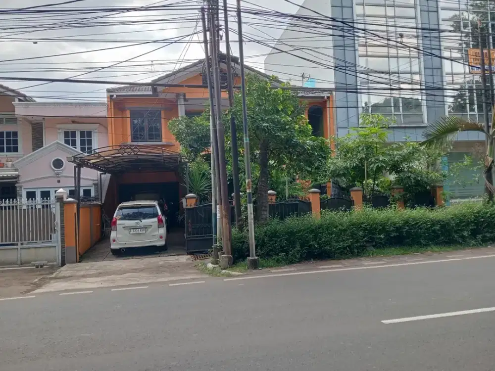 Rumah Pinggir Jalan, Strategis, Cocok Untuk Hunian dan Usaha, Bisa KPR, Harga Nego