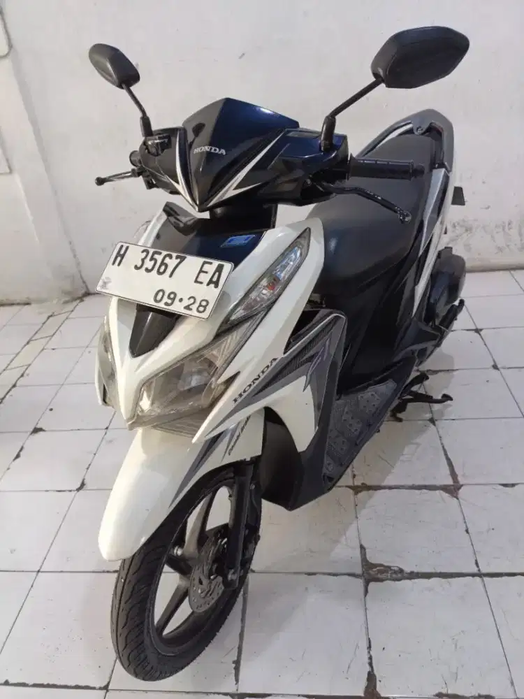 vario 125 thn 2013 putih