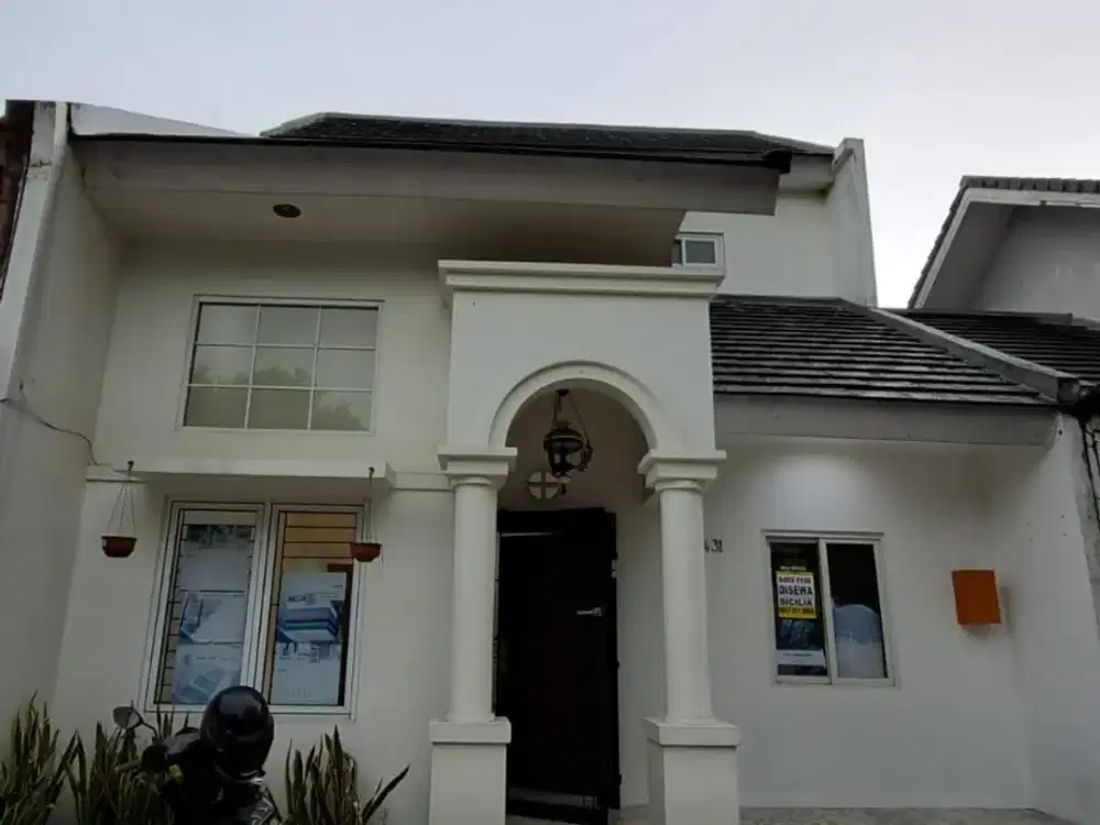 Rumah per tahun di Kota Wisata
