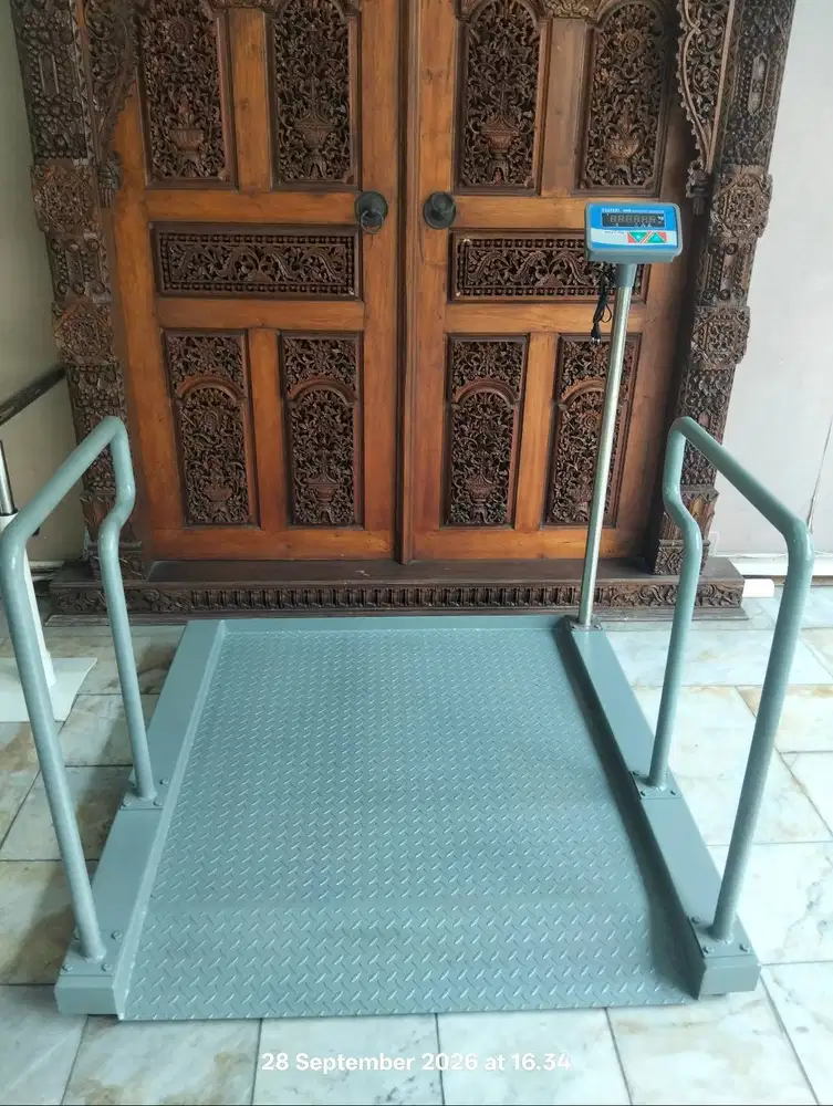 Timbangan Kursi Roda ( Whell Chair Scale sonic ATX) merek Sayaki 500kg