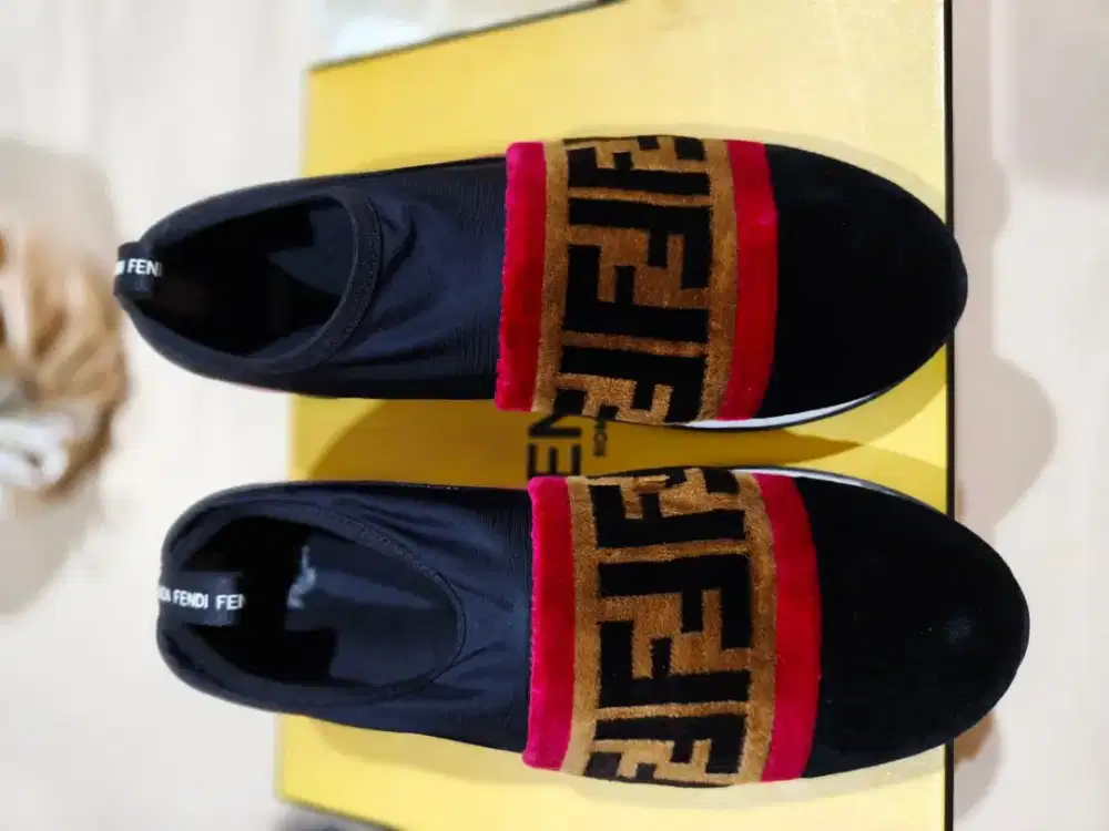 Sepatu FENDI ROMA-Slip On Sneaker-FF Zucca,100 %Authentic