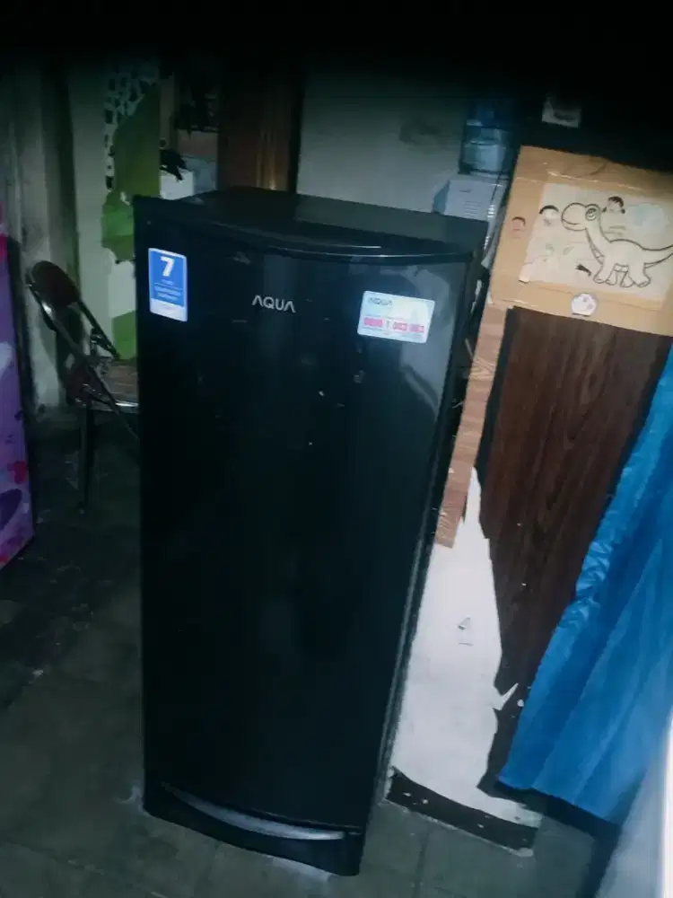Jual kulkas AQUA 1 pintu mesin ori dingin beku normal bisa diantar