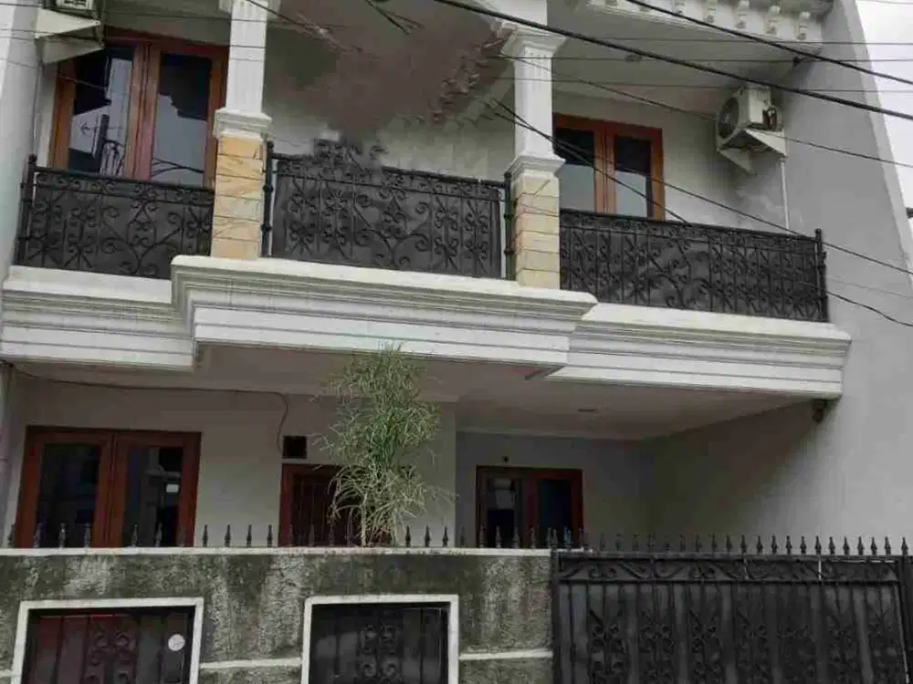 Dijual Rumah 2 lantai di Kayu Putih Jakarta Timur