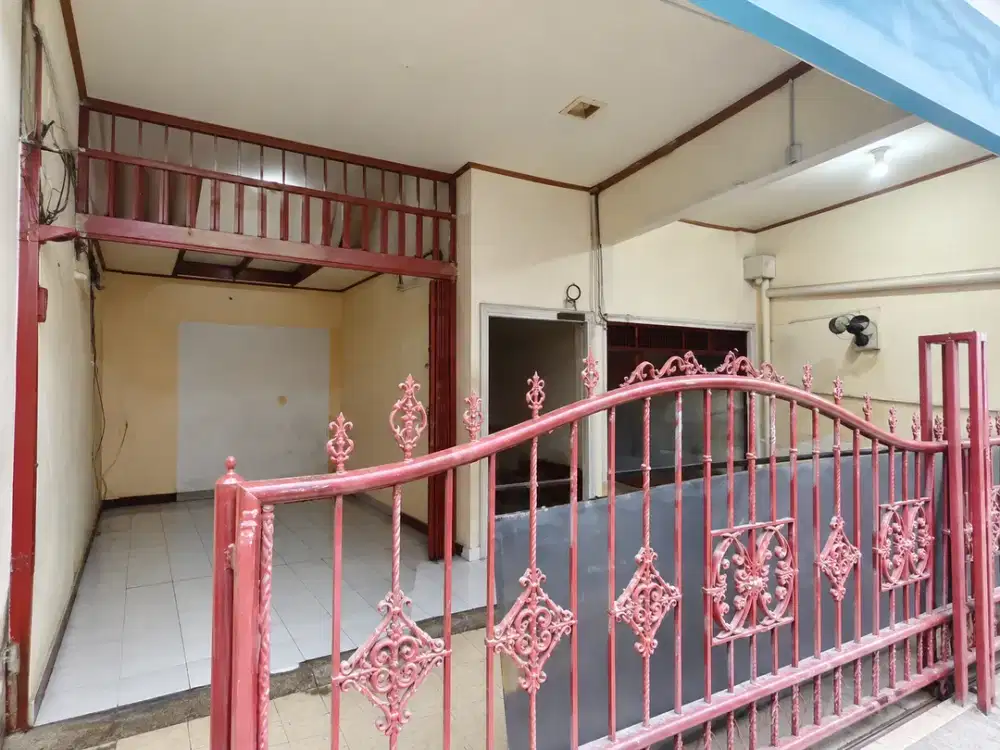 Dijual Rumah kost sebagai passive income di mainroad Pancoran Barat