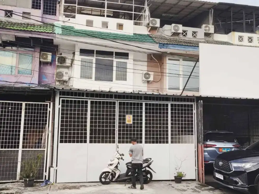 Ruko Cengkareng Jakarta Barat 3 Lantai 246 m² SHM – Jalan Utama, Lokasi Ramai, Cocok Usaha