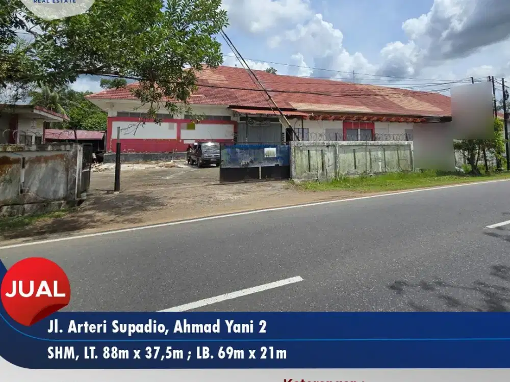 Tanah dan Bangunan lokasi tepi jalan arteri supadio, Kubu Raya Pontianak