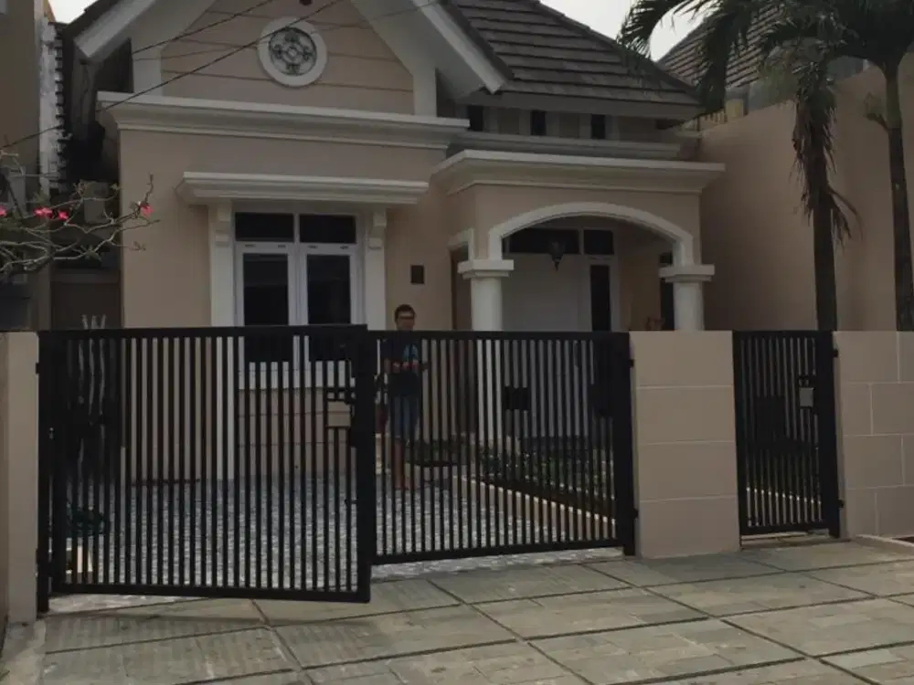 Rumah Siap Huni di River Side, Bukit Golf, Cimanggis