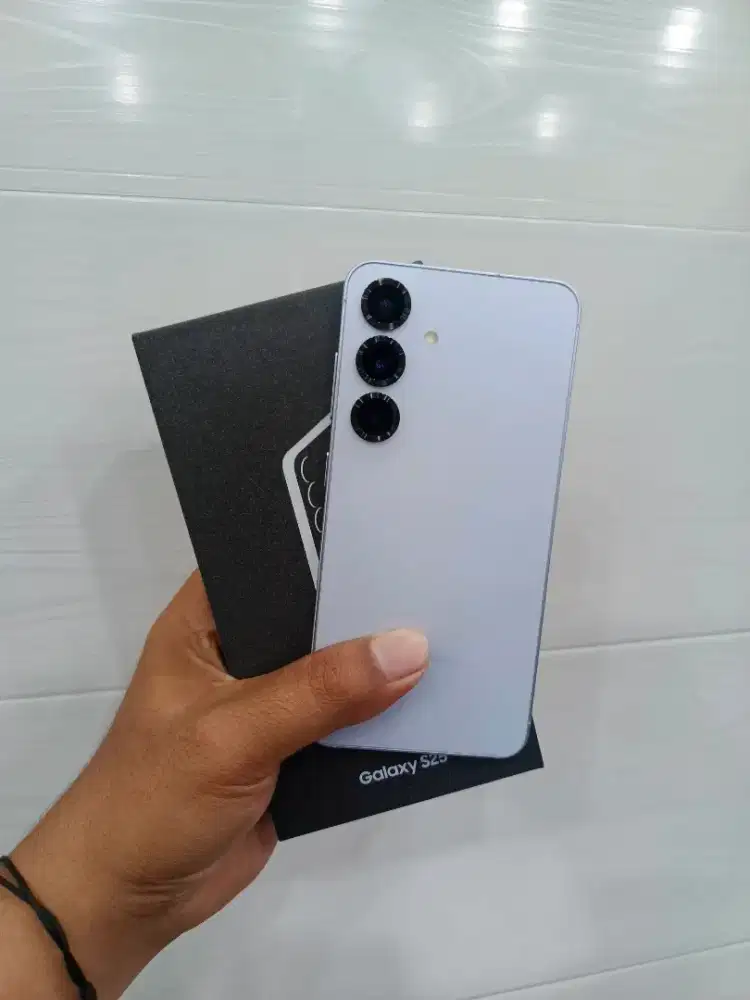 Samsung S25 12/256Gb