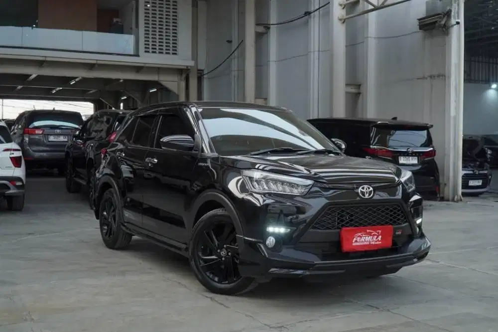 TOYOYA RAIZE 1.0 GR sport Two tone a/t 2025