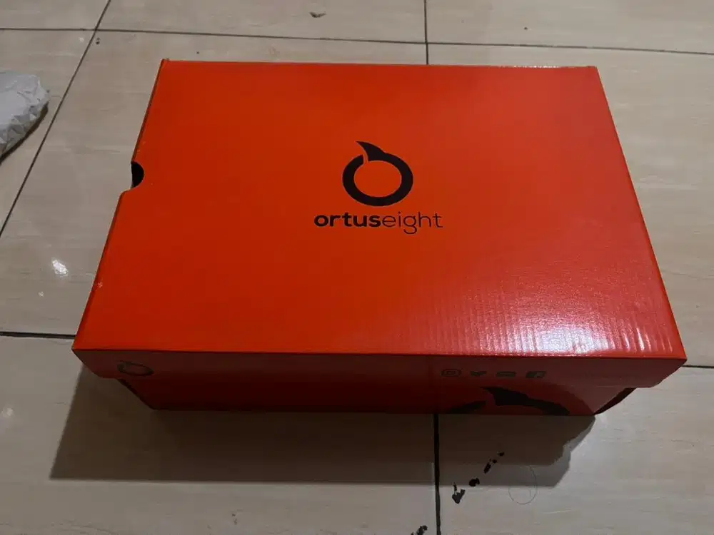 Sepatu ORTUSEIGHT 43