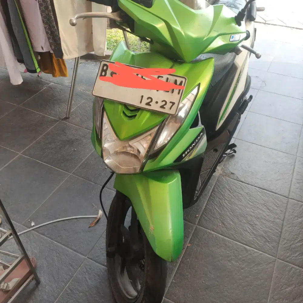 Honda Beat hijau