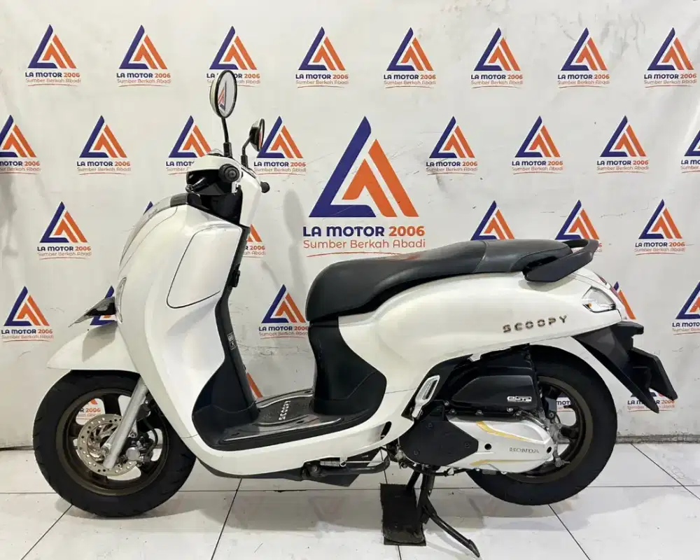 DP 900 RB SCOOPY PRESTIGE TH 2025 KTP DAERAH BISA/CASH/TT/CC/KREDIVO