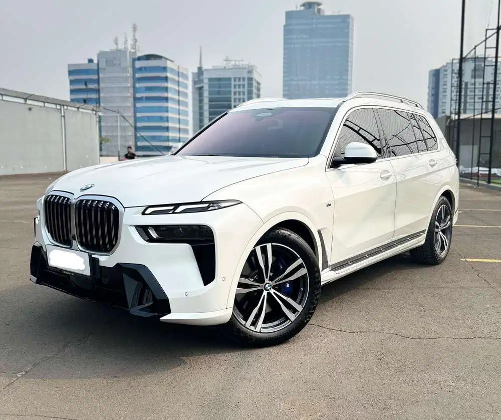 BMW X7 3.0 xDrive40i Opulence M SPORT 2023 White Cognac LOW 5,xxx MiLS