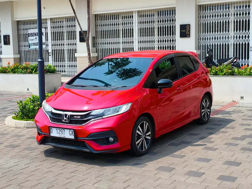 Honda Jazz RS Matic 2017 DP 8JT!