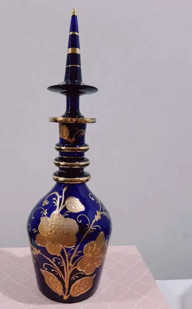 Decanter Cobalt Blue Ceko lukis emas timbul
