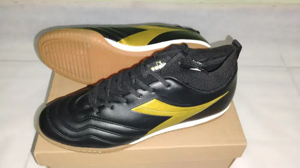 sepatu futsal diadora perdon ori big size 45 bnib