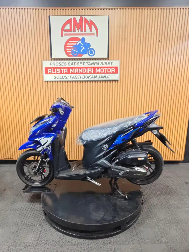 VARIO KZR 2013 MESIN BODY GREESS SS LENGKAP NEGO BISA COD BYR DIRUMAH