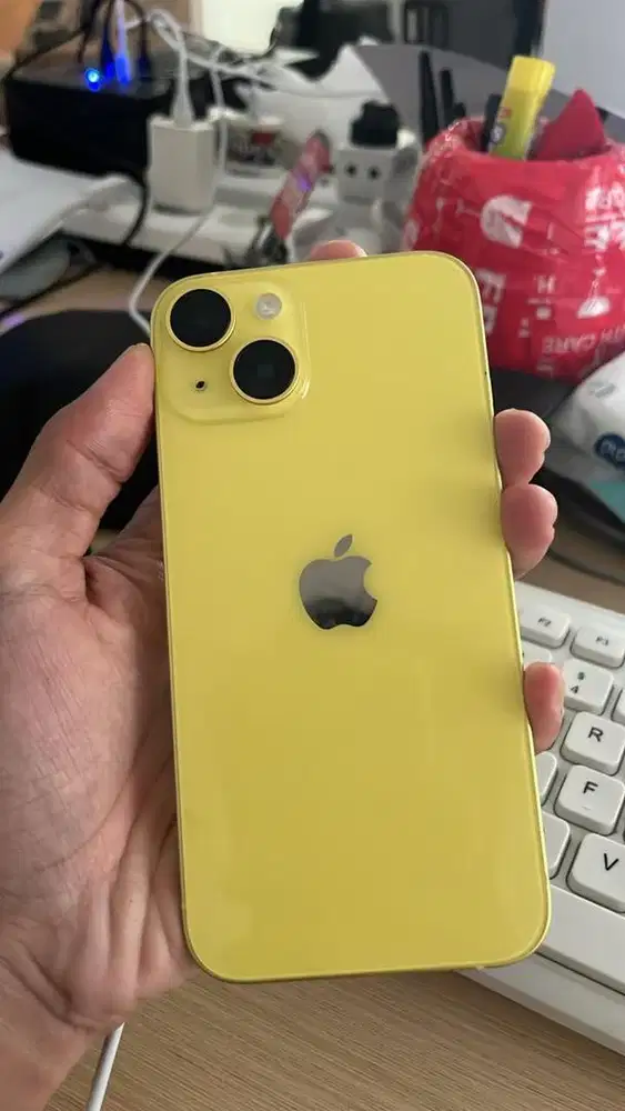 IPHONE 14 basic inter like new