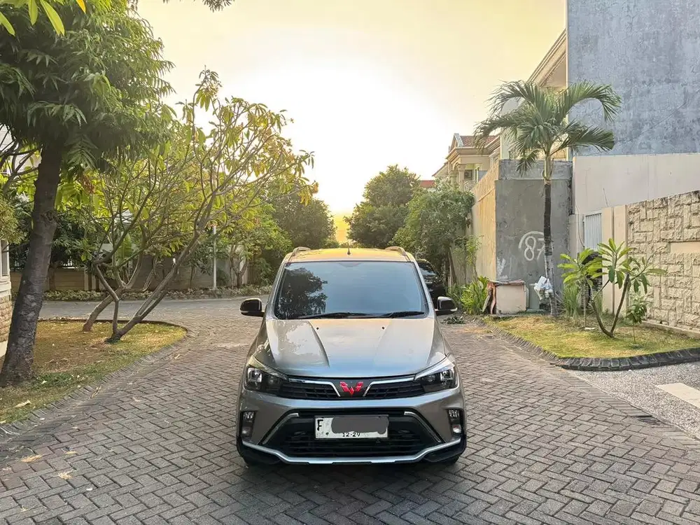 10.000 KM Wuling Confero S 1.5 C MY Manual 2024 Grey Facelift Plat F