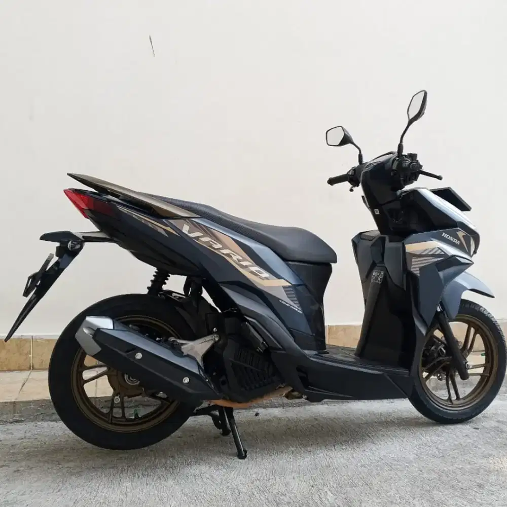 HONDA VARIO 125 CBS ISS TAHUN 2023 CASH KREDIT MURAH DP MULAI 700