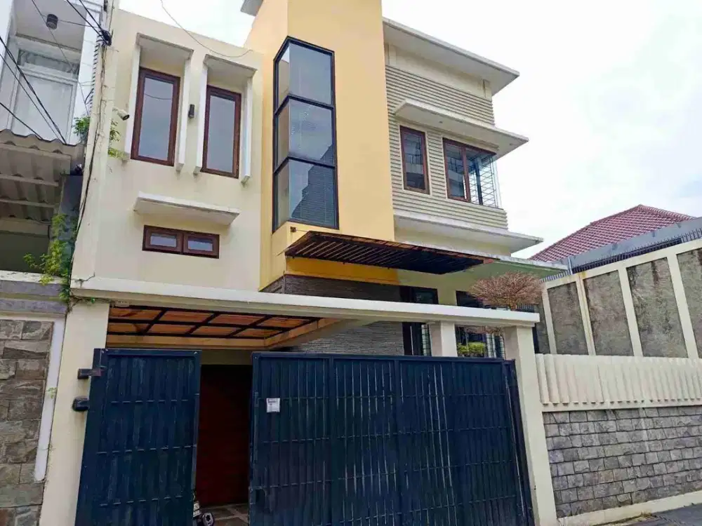 RUMAH GRESS DI KOMPLEK ELITE RAWAMANGUN