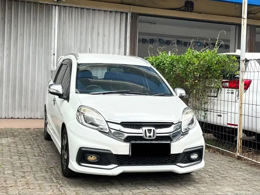 Honda Mobilio 1.5 RS Bensin MT 2015