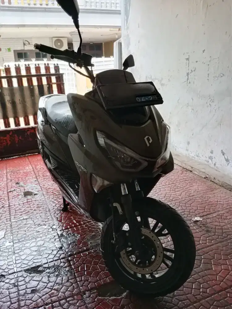 [DIJUAL] Motor Listrik Polytron Fox-S - KM Rendah, Siap Pakai!