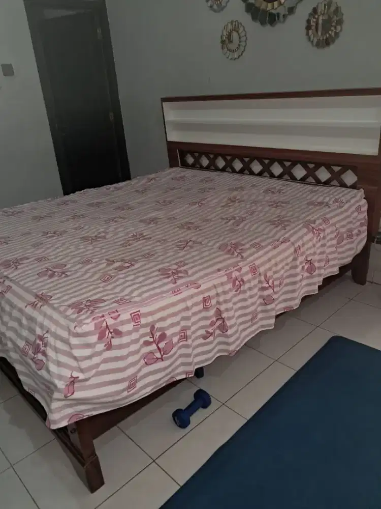 Dipan Jati Asli Bonus Spring Bed