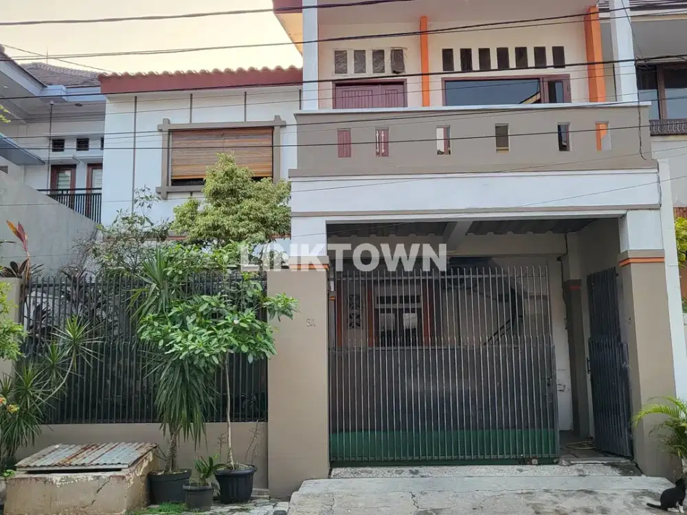 DIJUAL RUMAH DI JAKARTA SELATAN