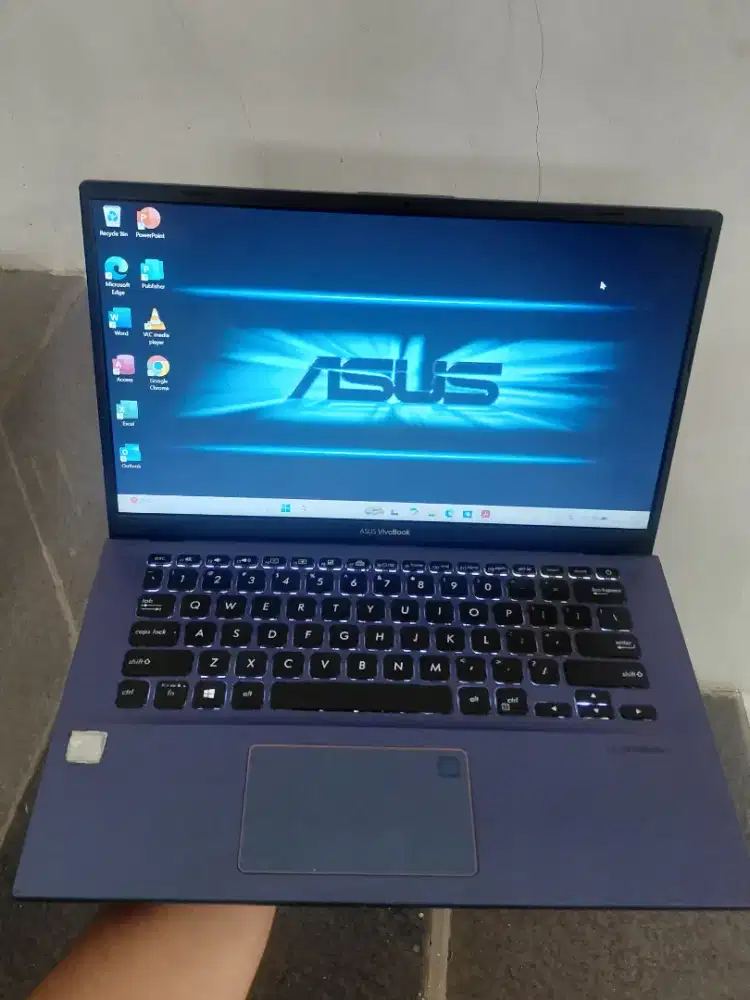 Asus Vivobook Core i3 8145U/4/512nvme Backlight FHD IPS