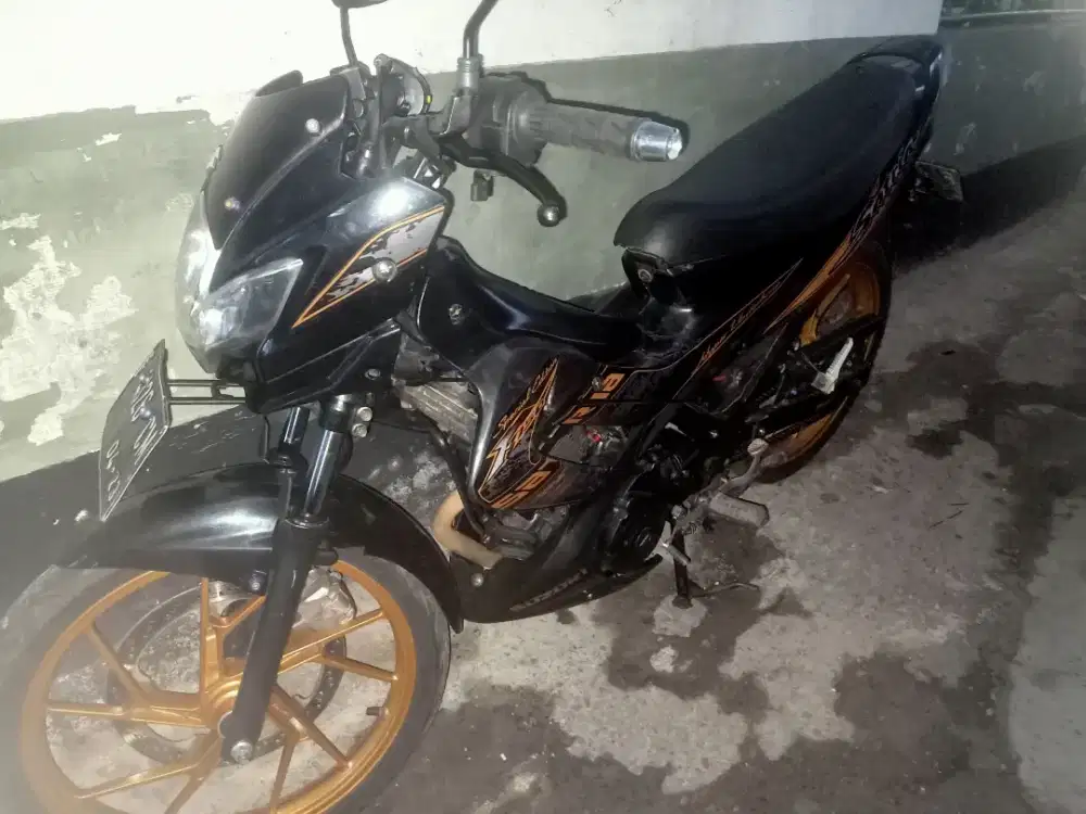 Satria Fu 150 bs TT cari kembalian dibawahnya no bt