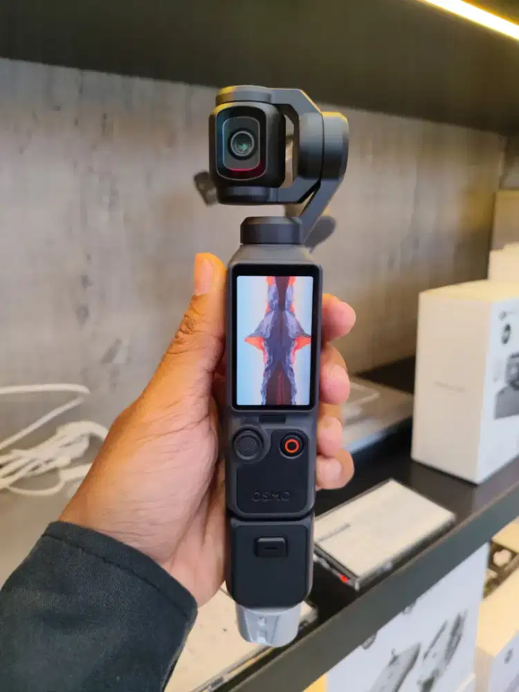 DJI OSMO POCKET 4