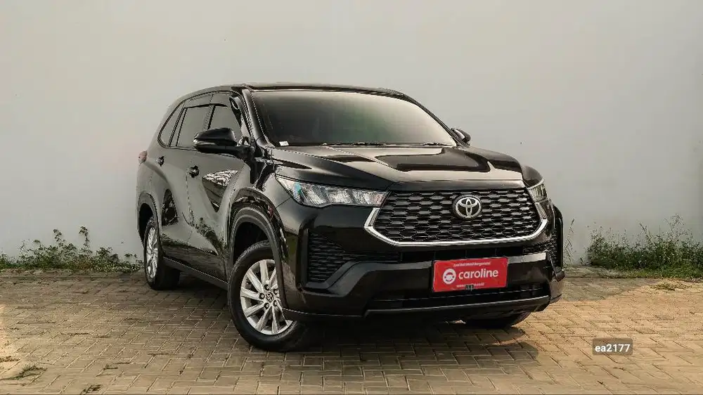 TOYOTA INNOVA ZENIX G 2.0 AT HV CVT 2024 HITAM